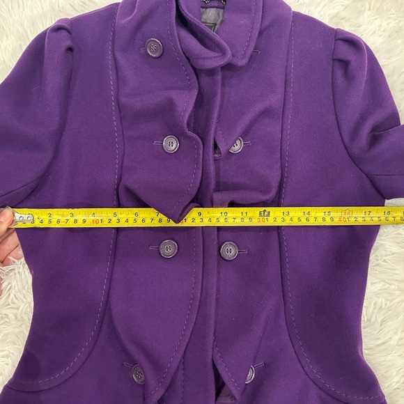 BCBGMAXAZRIA Women Wool and Cashmere  Ruffled Purple Short Coat - Picture 6 of 8